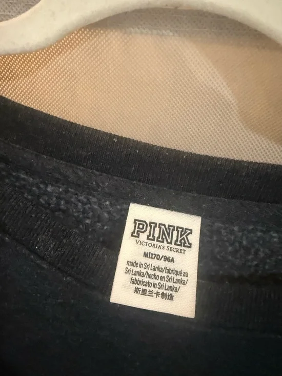 PINK Victoria's Secret Black Sweatshirt with White Tag - Picture 2 of 2